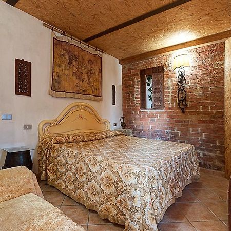Appartamenti Alcantara E Damasco Abbadia di Montepulciano Room photo