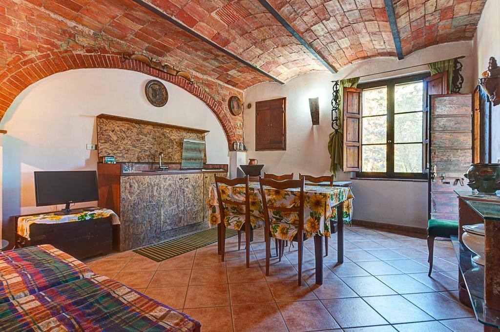 Appartamenti Alcantara E Damasco Abbadia di Montepulciano Room photo