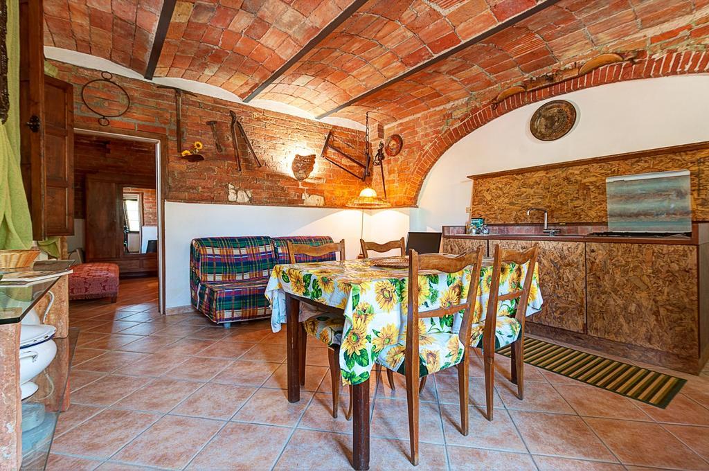 Appartamenti Alcantara E Damasco Abbadia di Montepulciano Room photo