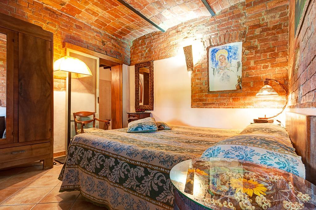 Appartamenti Alcantara E Damasco Abbadia di Montepulciano Room photo